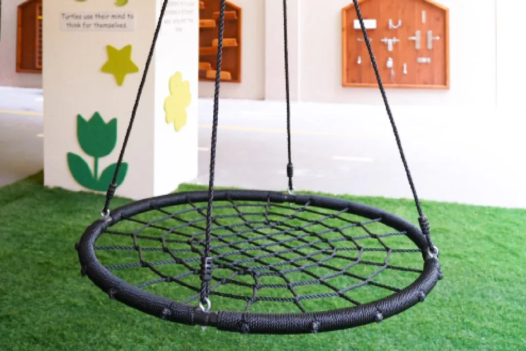 Play Swing