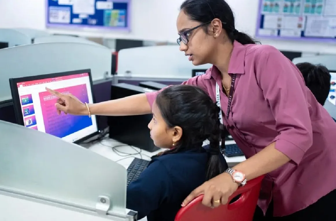 Skill Stork’s CBSE Program for IIT-JEE & NEET
